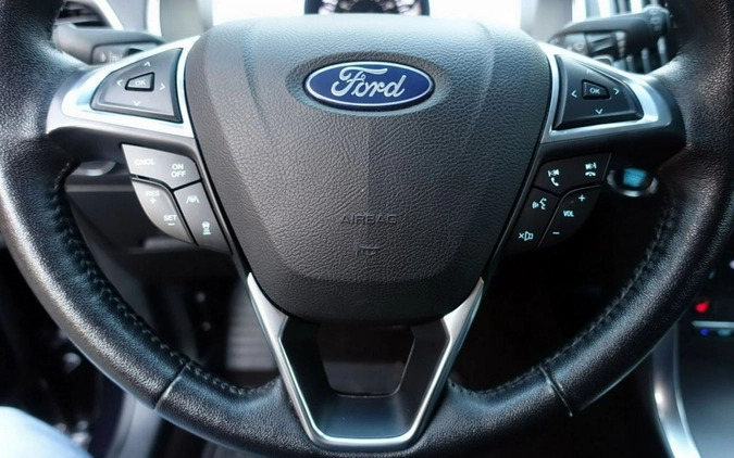 Ford EDGE cena 99900 przebieg: 63000, rok produkcji 2019 z Drawno małe 326